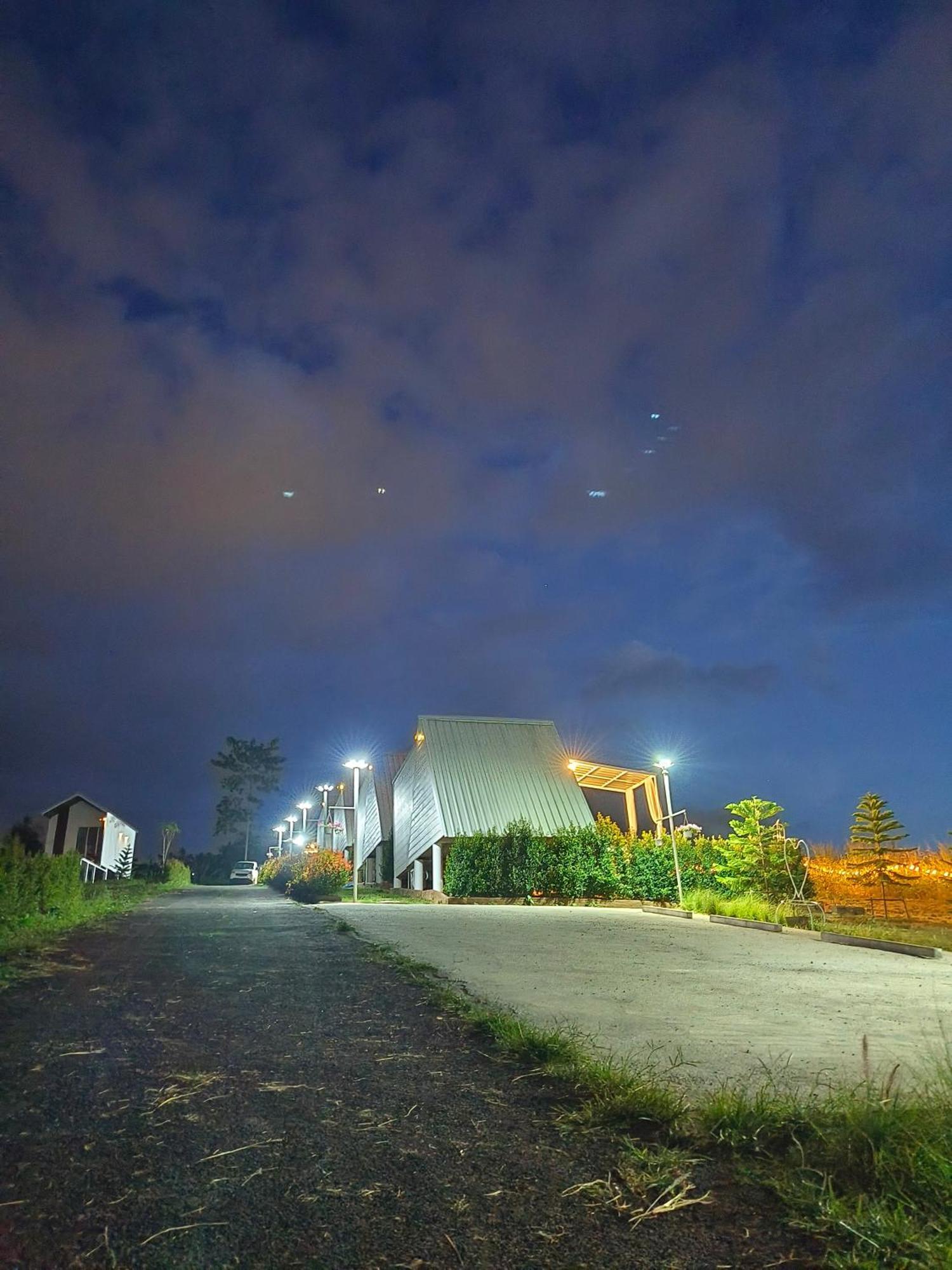 Chai Ska Hom Steay Ska Keo Villa Khao Kho Buitenkant foto